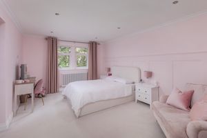 Photo 16- click for photo gallery